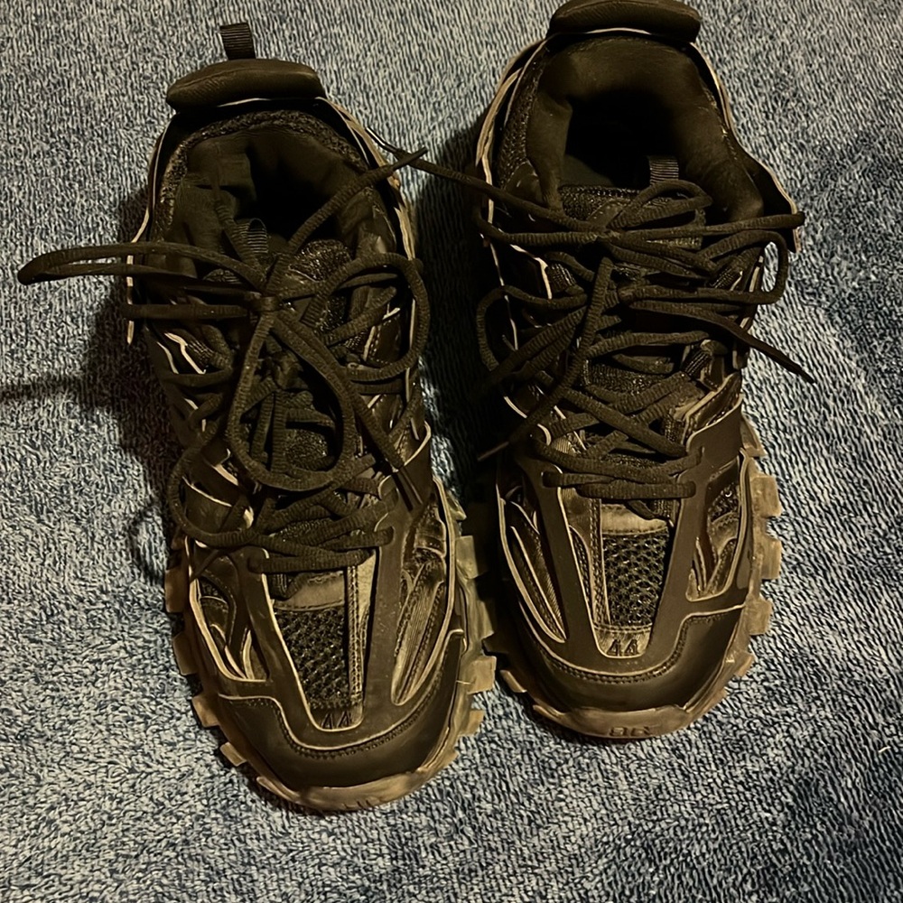 Balenciaga Tracks